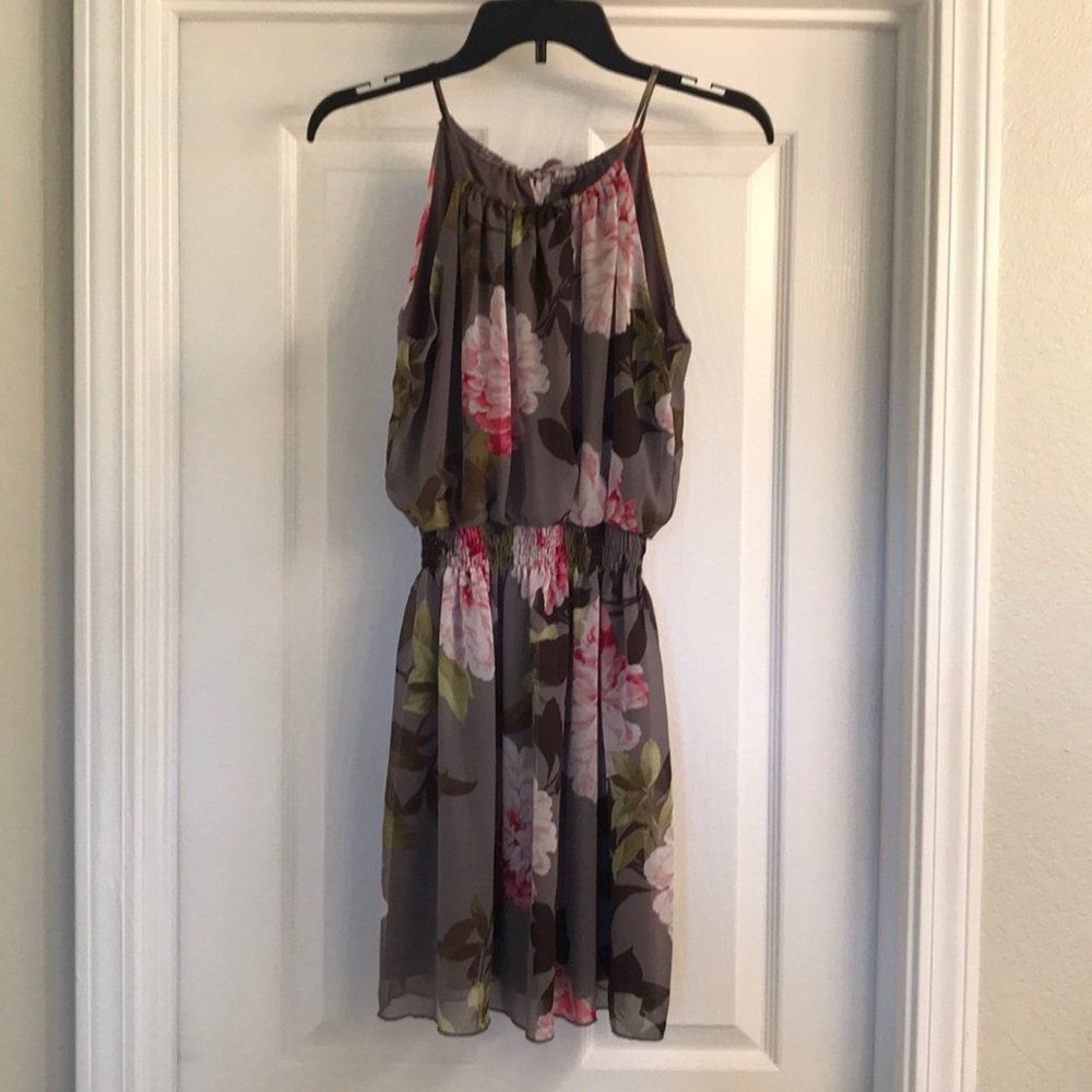 Women’s floral summer dress